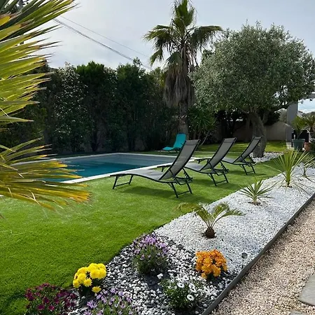 Mila, Piscine,spa,serignan Willa Sérignan