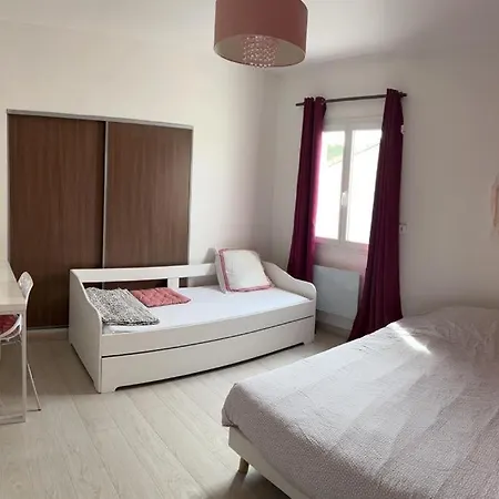 Mila, Piscine,spa,serignan Willa *
